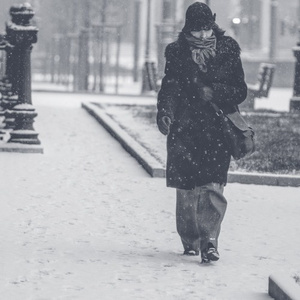 美女裸体被日网站
